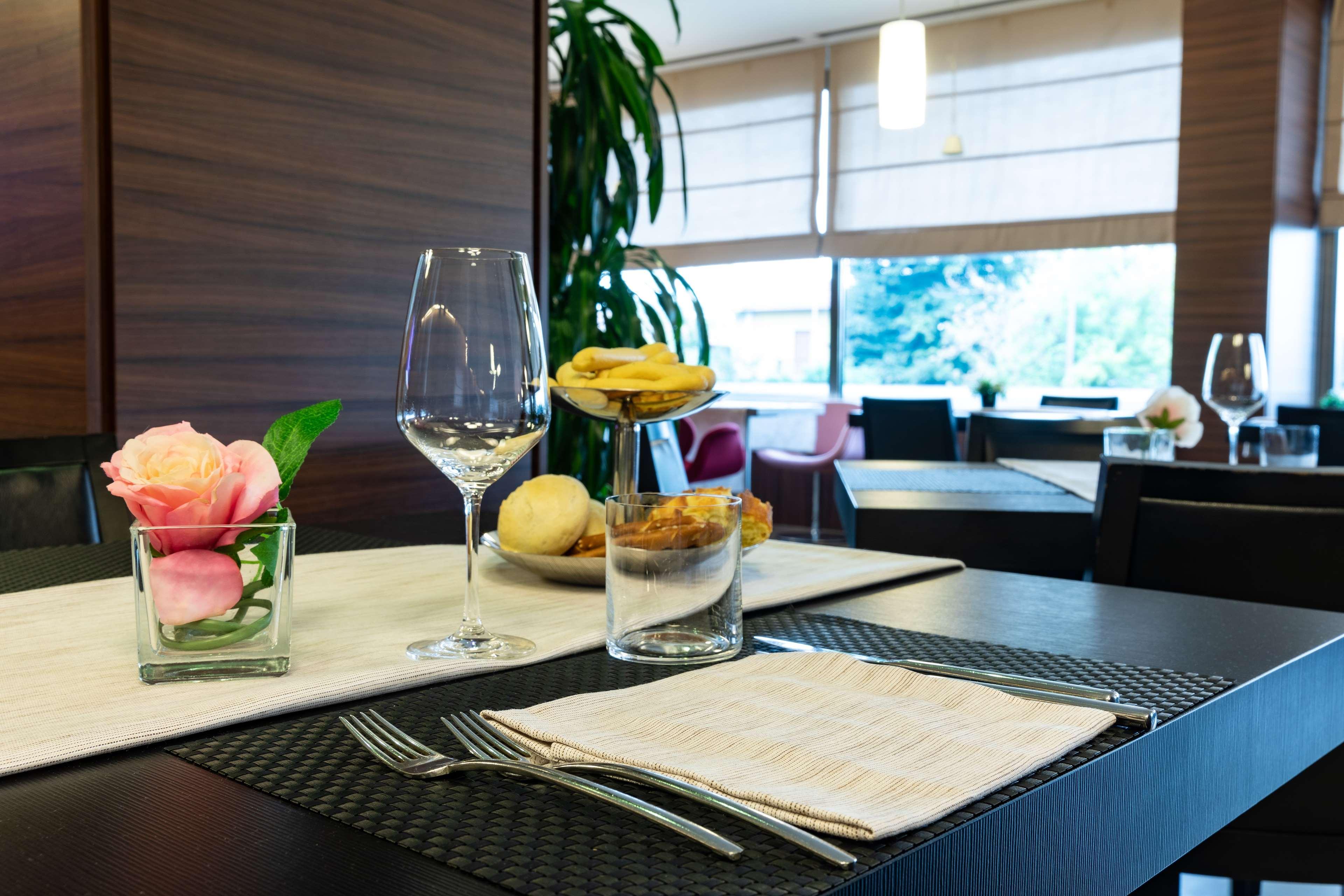 Best Western Plus Hotel Monza E Brianza Palace Чинізелло-Бальсамо Екстер'єр фото